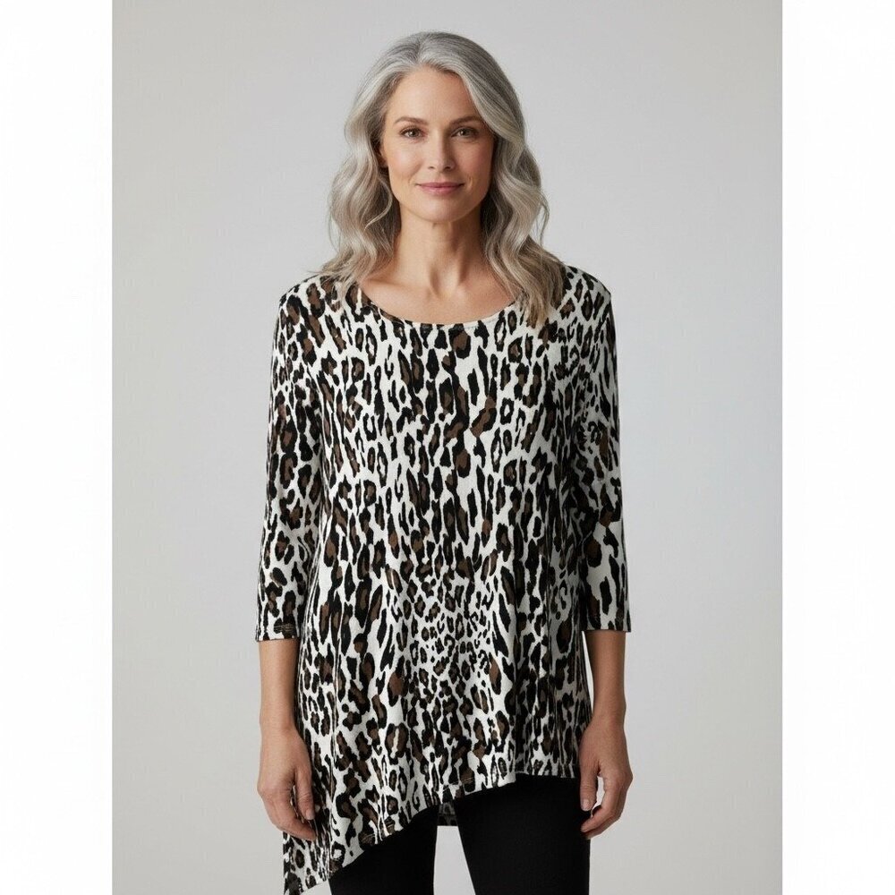 Chico’s Travelers Leopard Print Asymmetrical Tunic Top Size 2